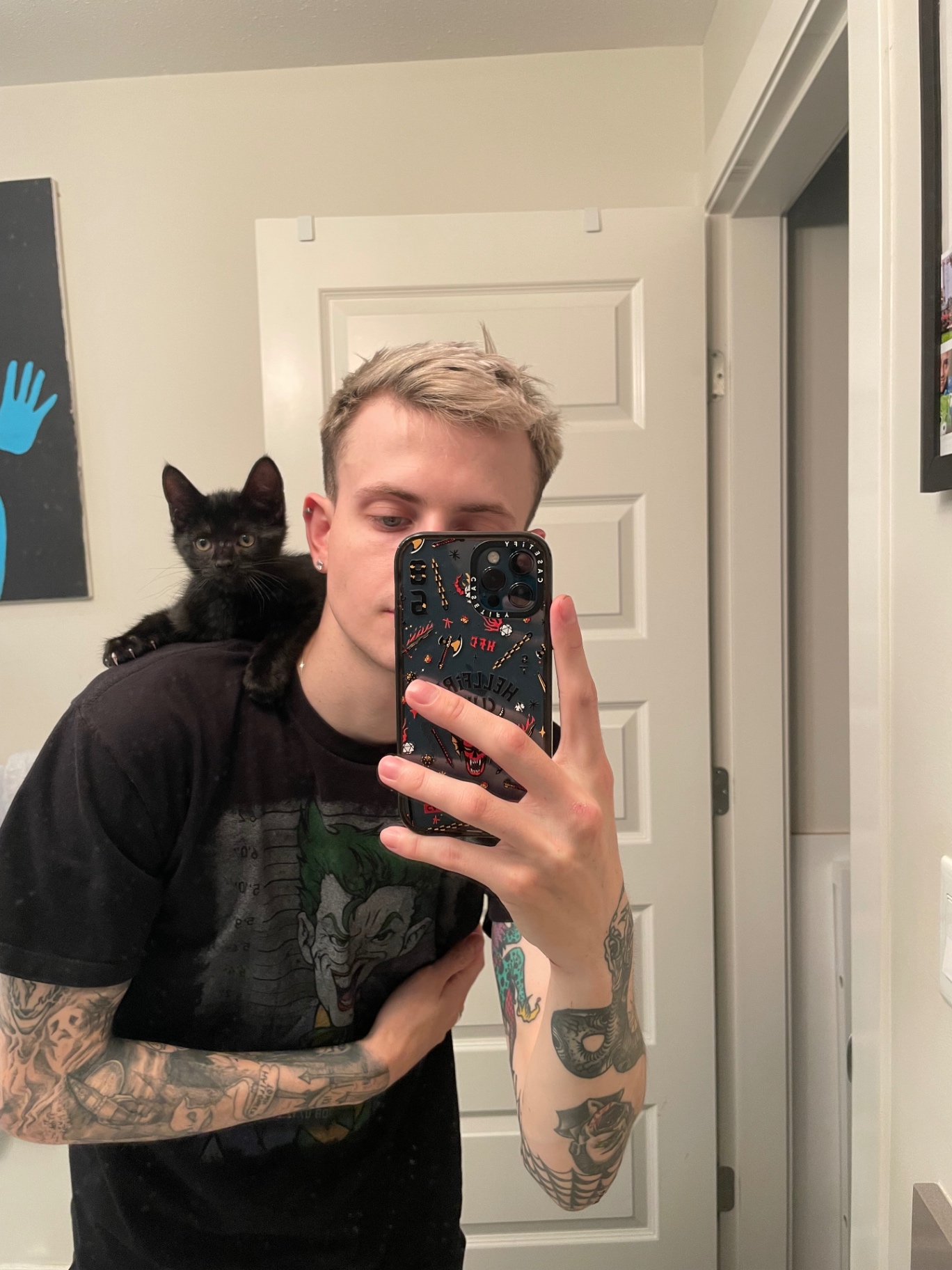 Salem photo 29